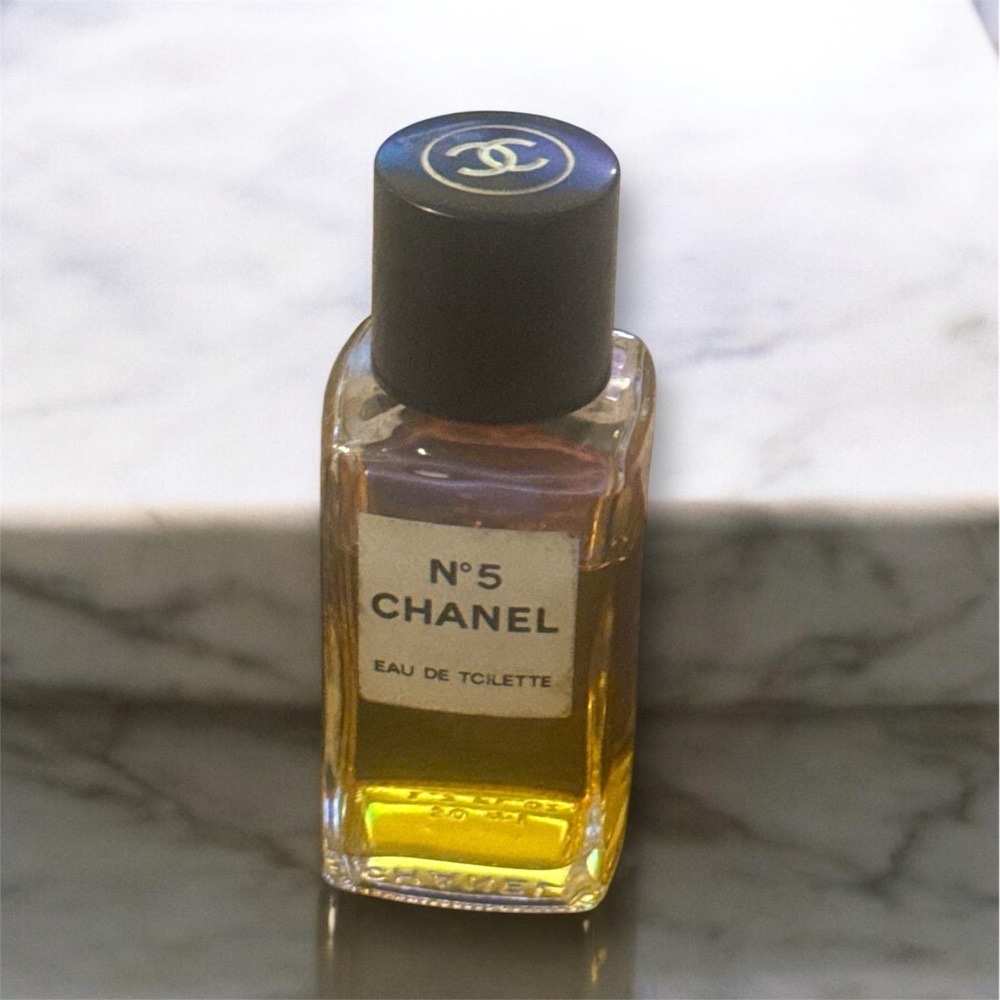 1960s Vintage CHANEL No. 5 Eau de Toilette